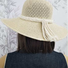 Breaded Hat, Vanilla White